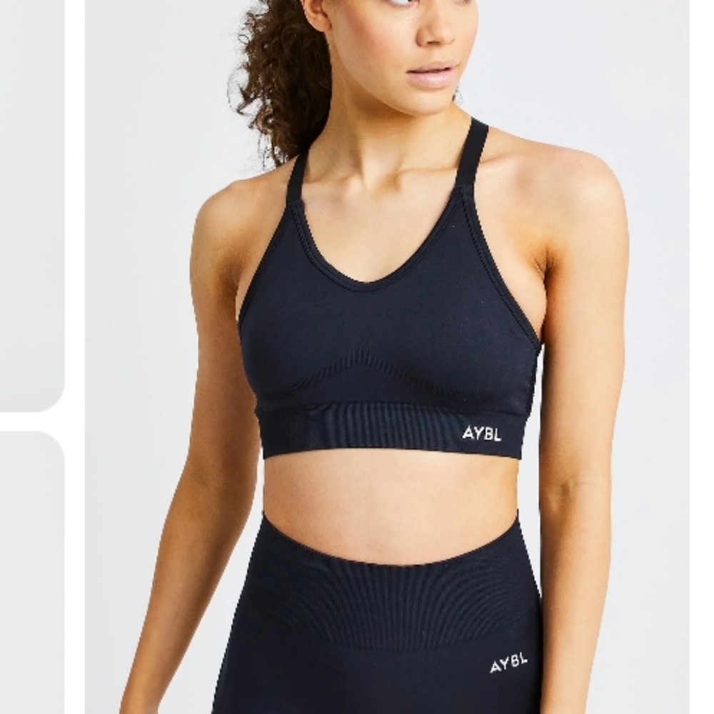 AYBL Reform Seamlesa Sports Bra
